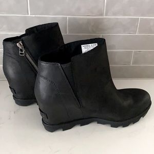 Joan of Arctic II Waterproof Wedge Boot Black-10